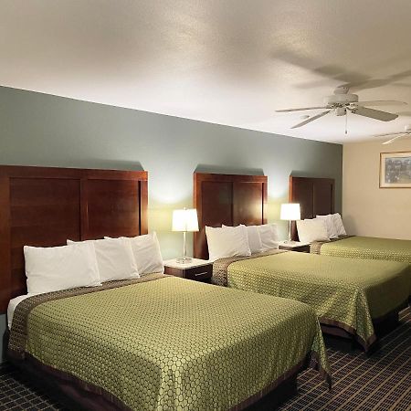 קארסלבד Great Western Inn & Suites מראה חיצוני תמונה
