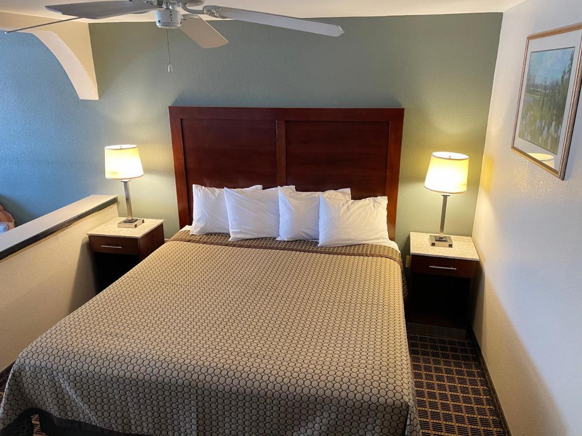 קארסלבד Great Western Inn & Suites מראה חיצוני תמונה