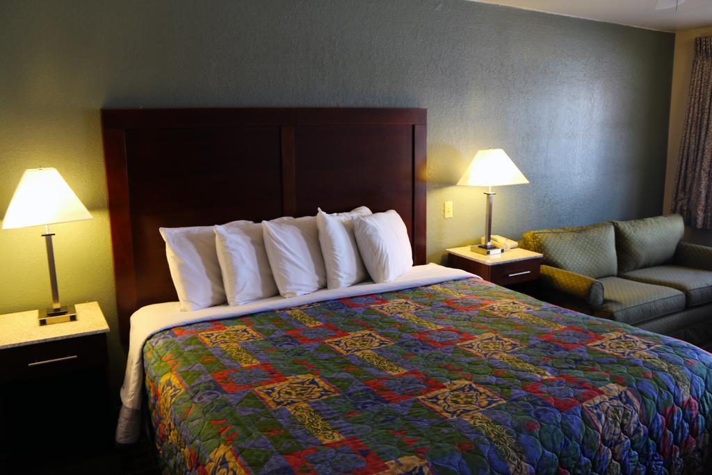 קארסלבד Great Western Inn & Suites מראה חיצוני תמונה